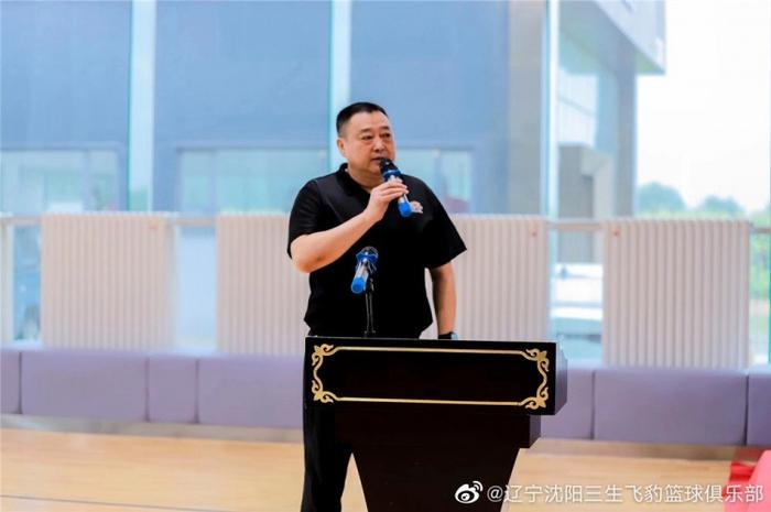 儿童篮球基本功训练内容包括_0